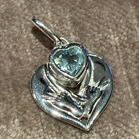 Blue Topaz Sterling Silver Heart Pendant With Baby Feet 925 - Picture 2 of 4